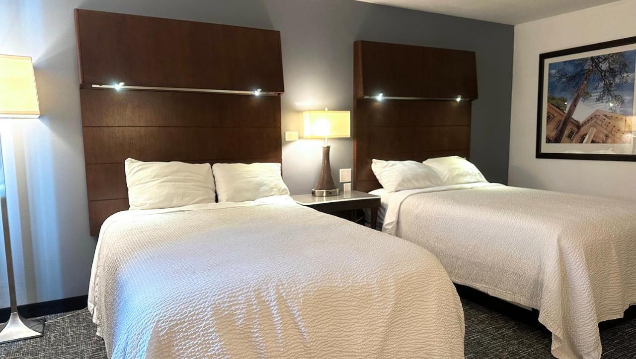 Quality & Hotel